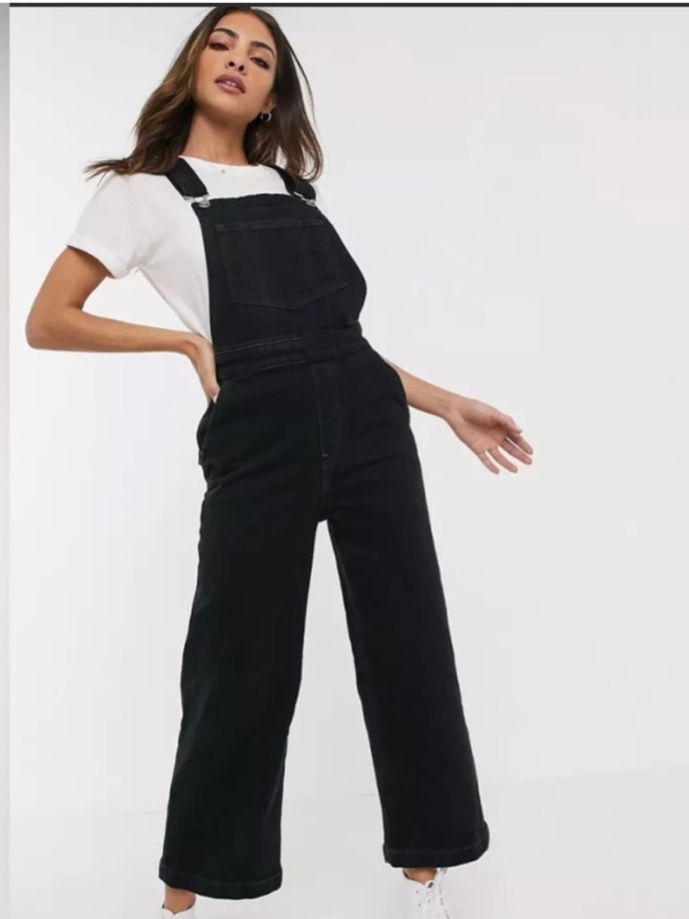 Levi’s Premium Ribcage Wide Leg Cropped Overalls Washed Black Size 25